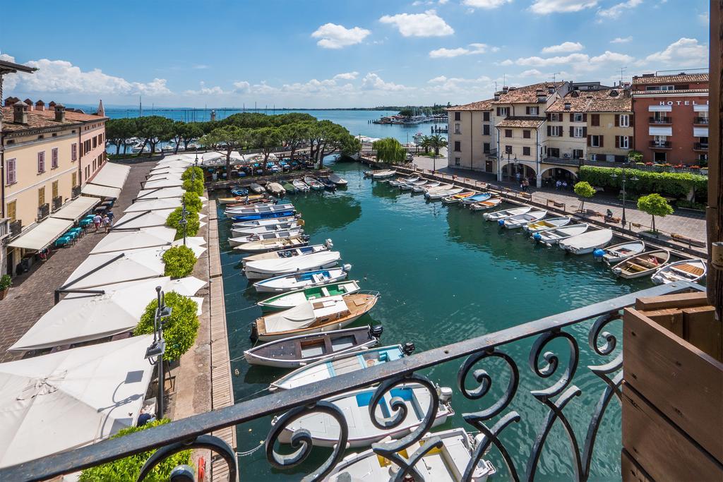 Venice Bridge House Desenzano Apartman Desenzano del Garda Kültér fotó